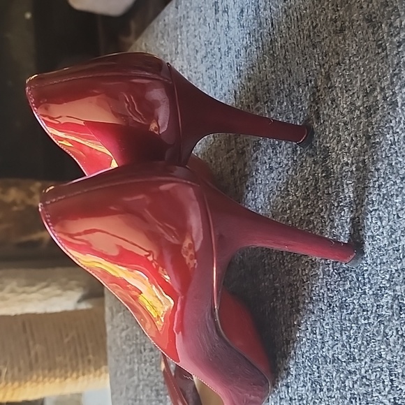 Christian Louboutin, You You peep toe - Picture 4 of 12